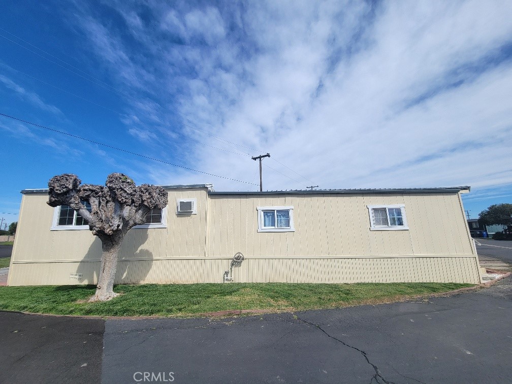 2151 E Pacheco Space 20, Los Banos, CA 93635