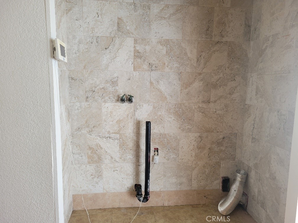 2151 E Pacheco Space 20, Los Banos, CA 93635