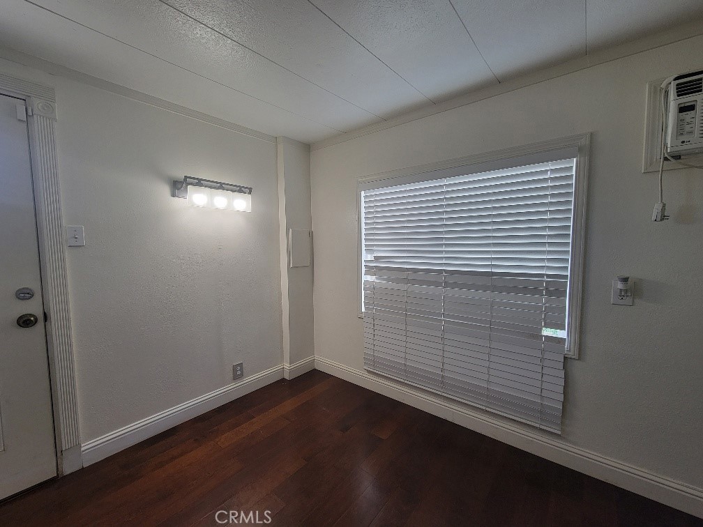 2151 E Pacheco Space 20, Los Banos, CA 93635