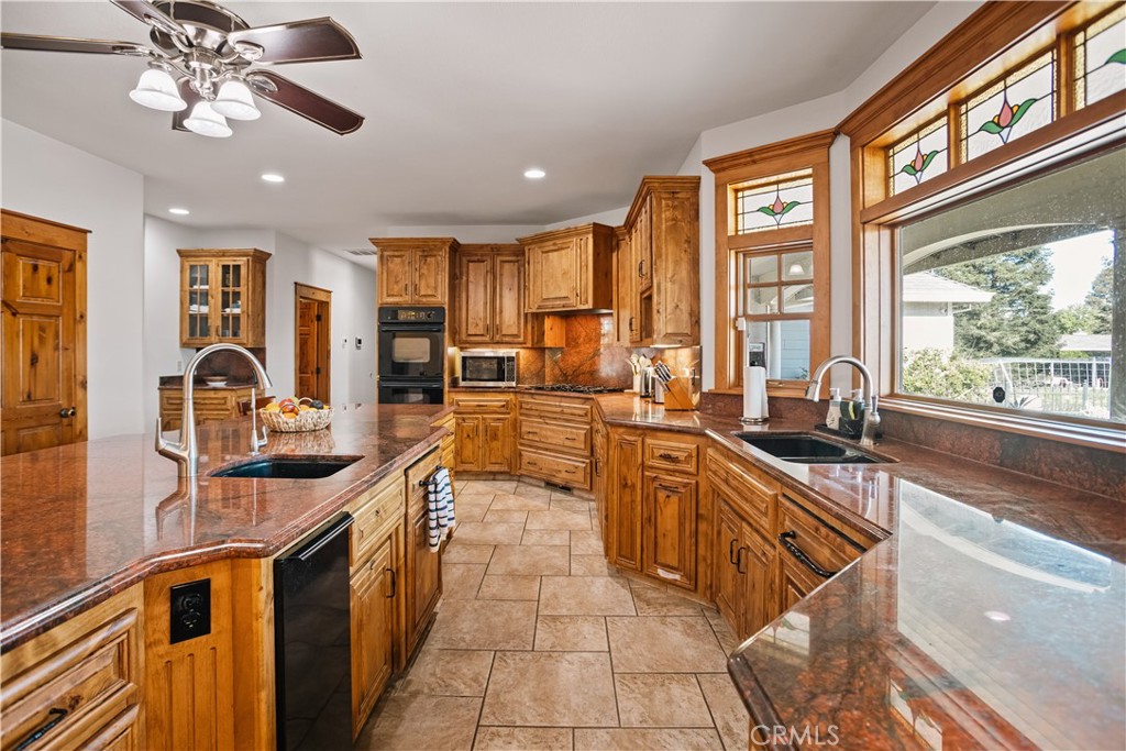 1789 E North Bear Creek, Merced, CA 95340