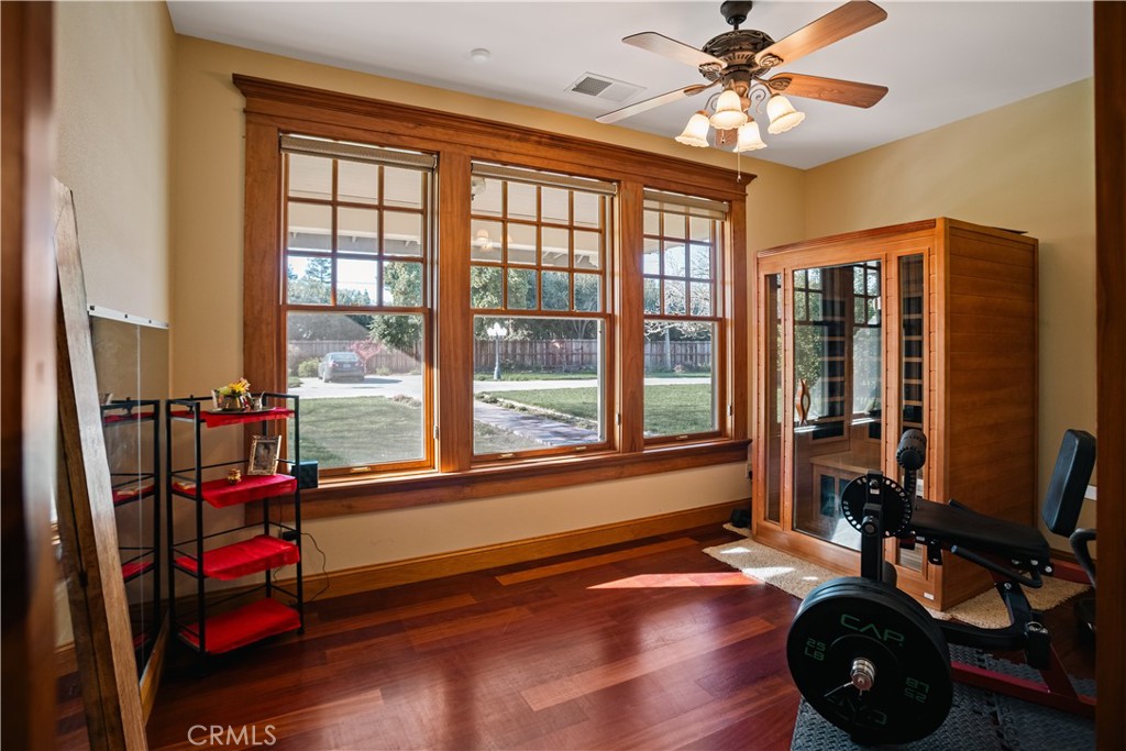 1789 E North Bear Creek, Merced, CA 95340