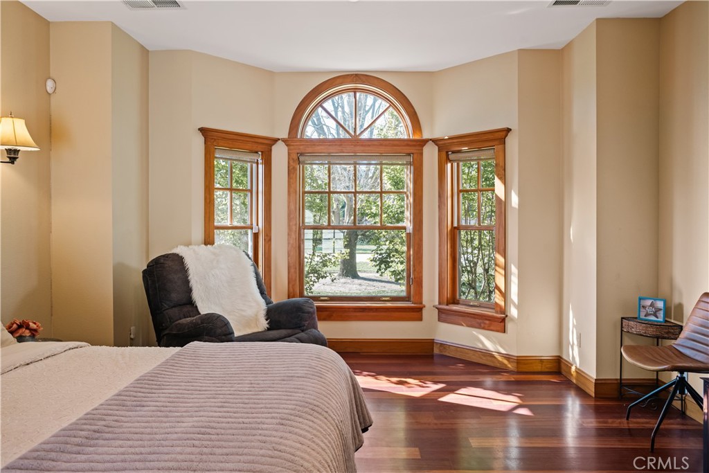 1789 E North Bear Creek, Merced, CA 95340