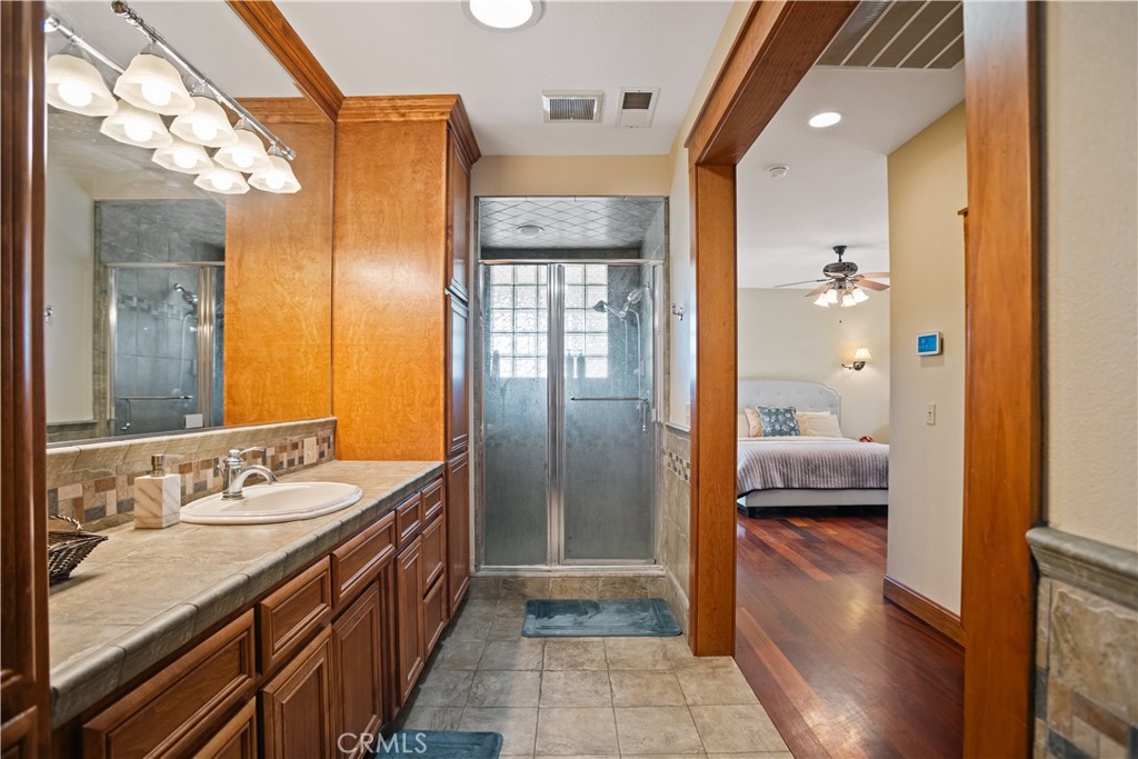 1789 E North Bear Creek, Merced, CA 95340