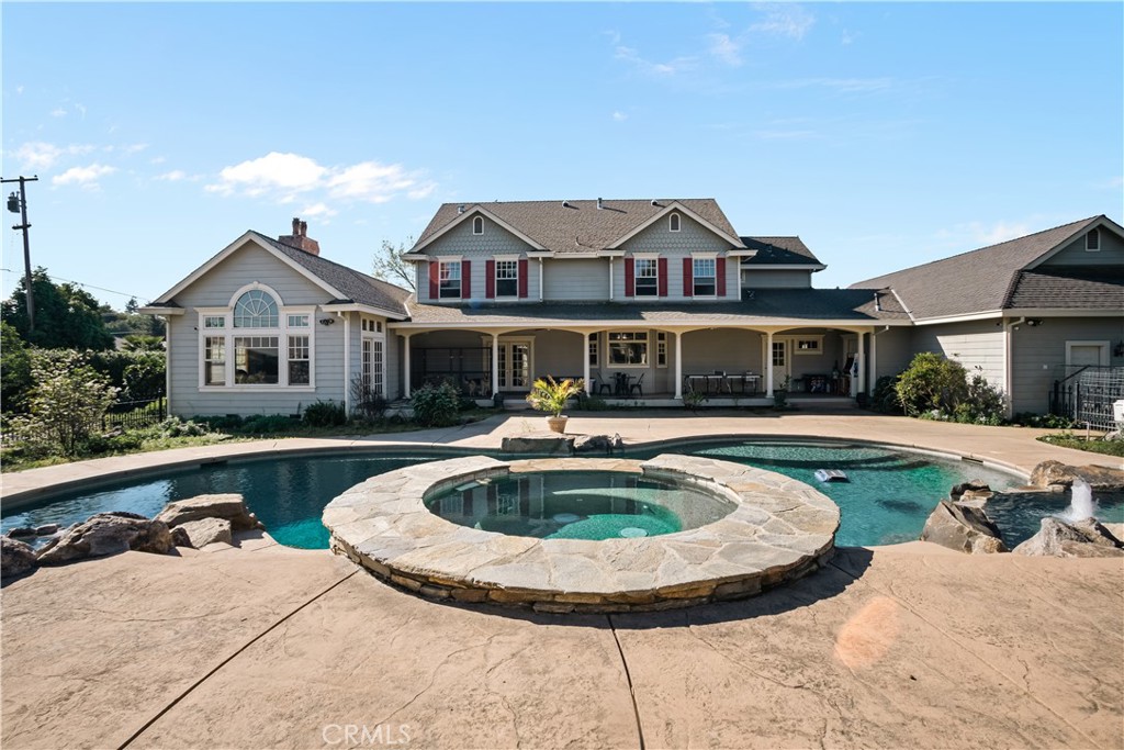 1789 E North Bear Creek, Merced, CA 95340