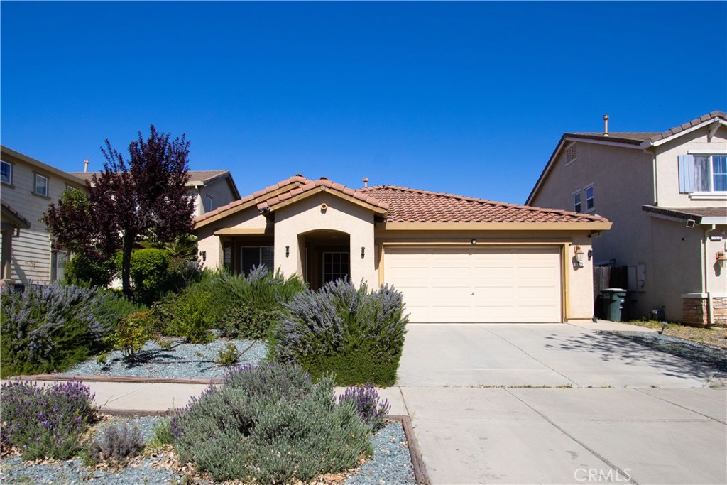 1525 La Sierra St, Merced, CA 95348