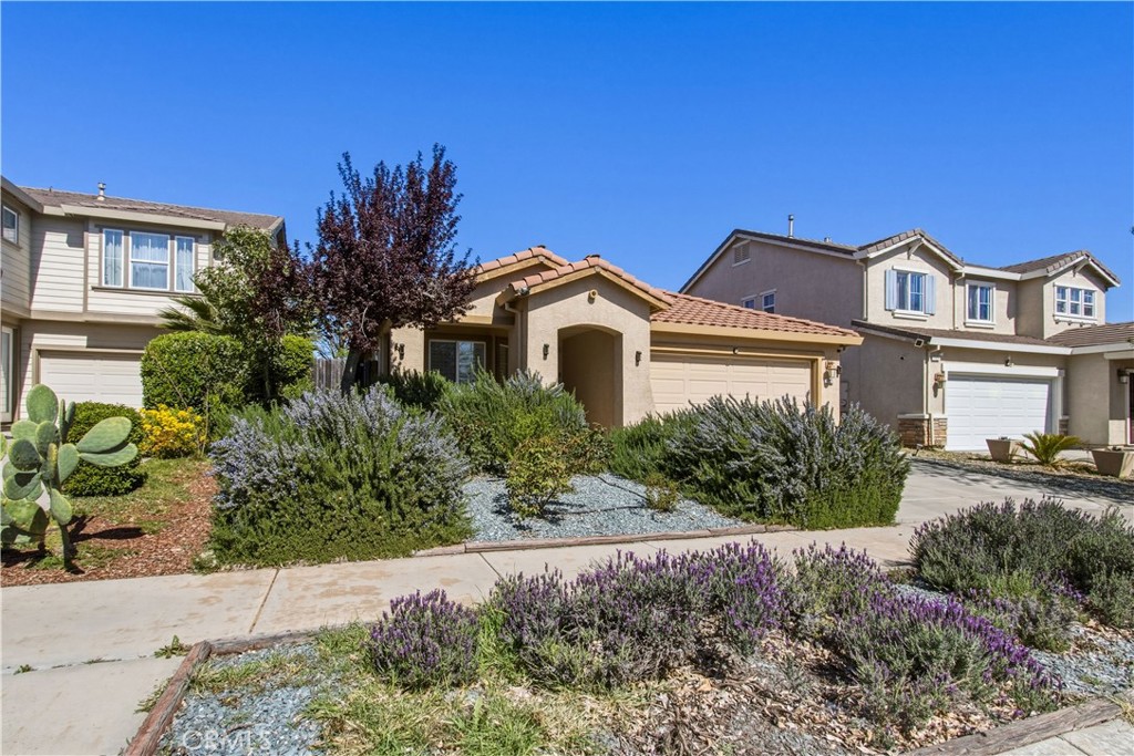 1525 La Sierra St, Merced, CA 95348