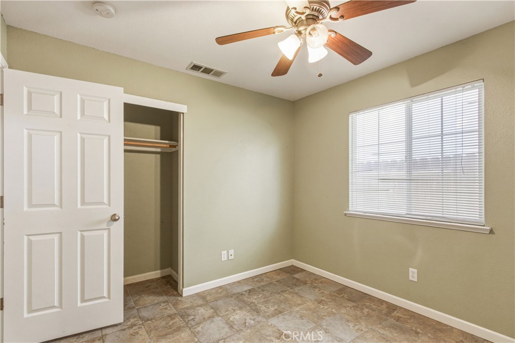 1525 La Sierra St, Merced, CA 95348