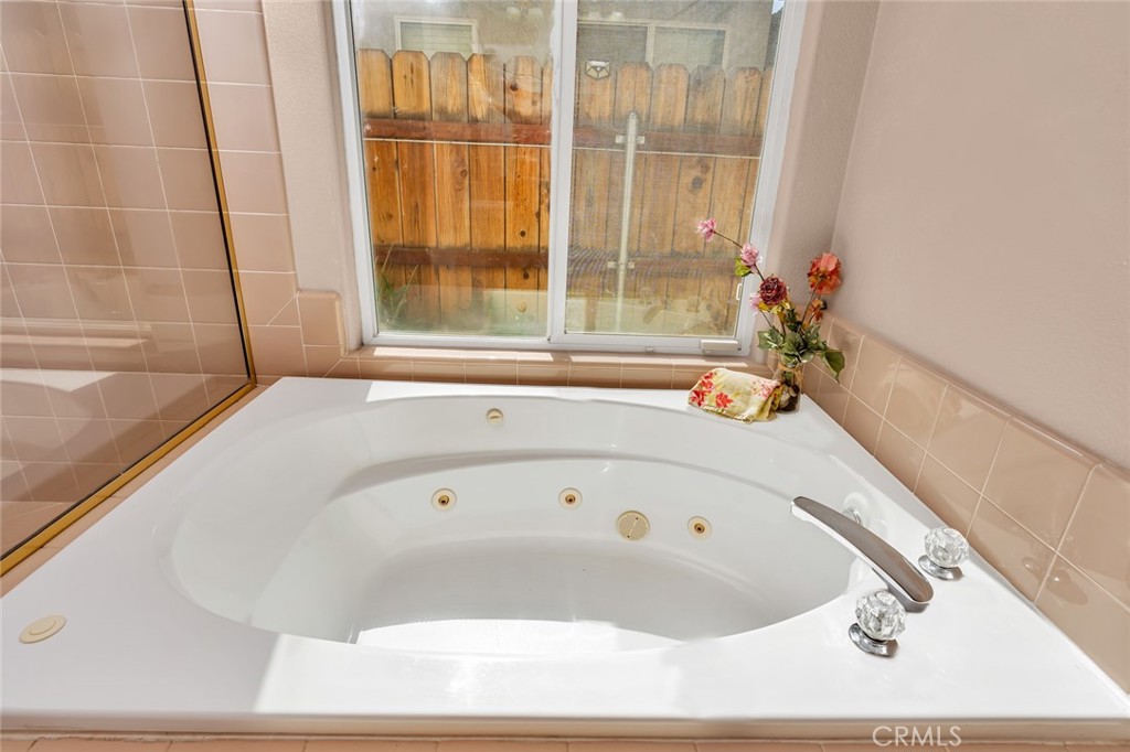 3877 Pintail Ct, Merced, CA 95340