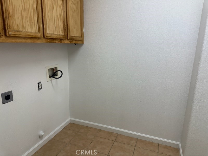 423 Pisa St, Los Banos, CA 93635