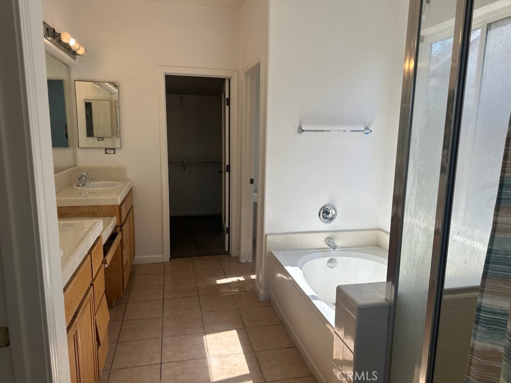 423 Pisa St, Los Banos, CA 93635