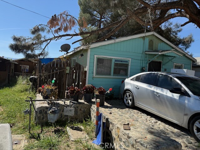 672 E Tache, Coalinga, CA 93210