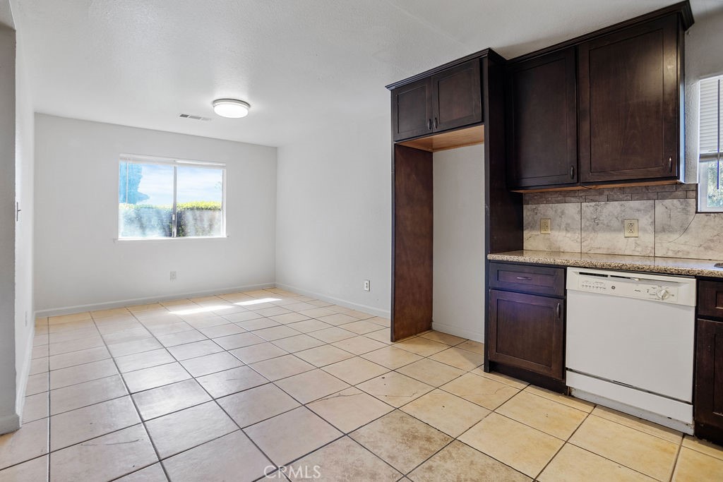 3360 R, Merced, CA 95348