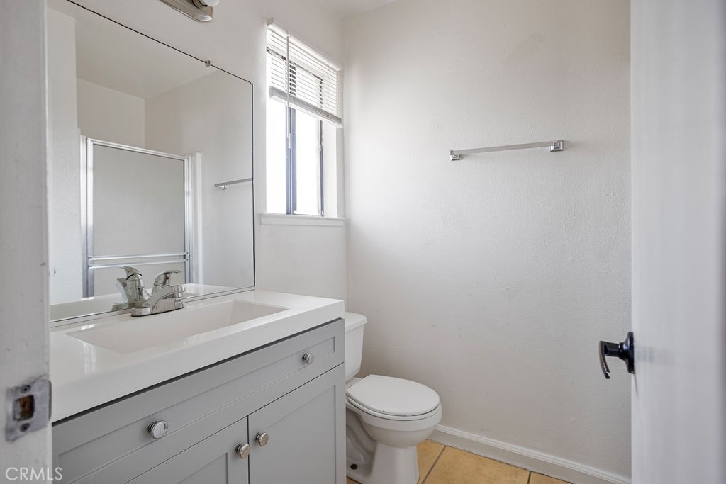 3360 R, Merced, CA 95348