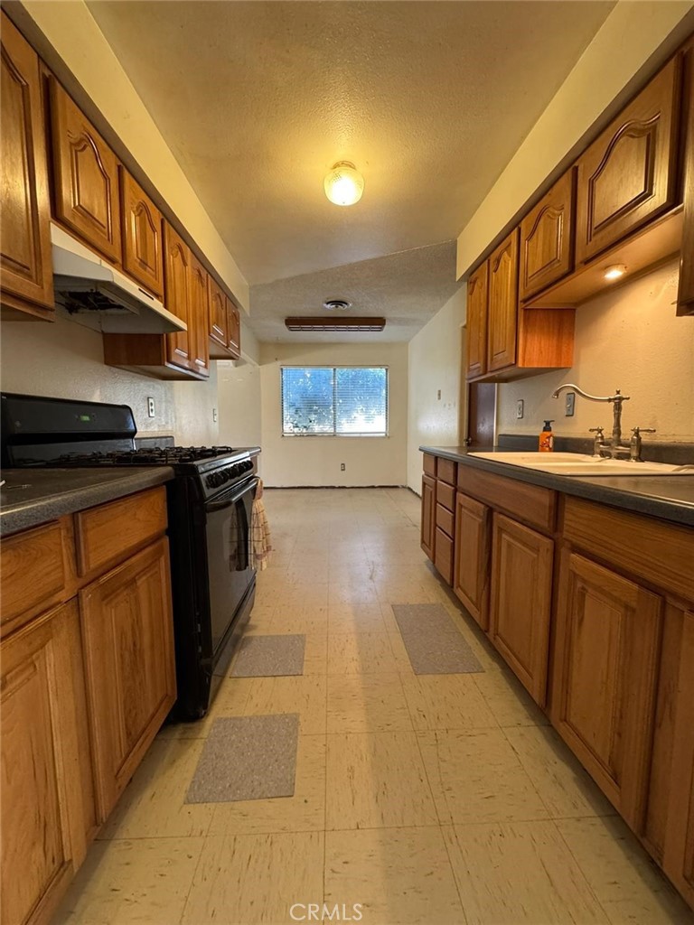 4201 Chalmer Ct, Denair, CA 95316