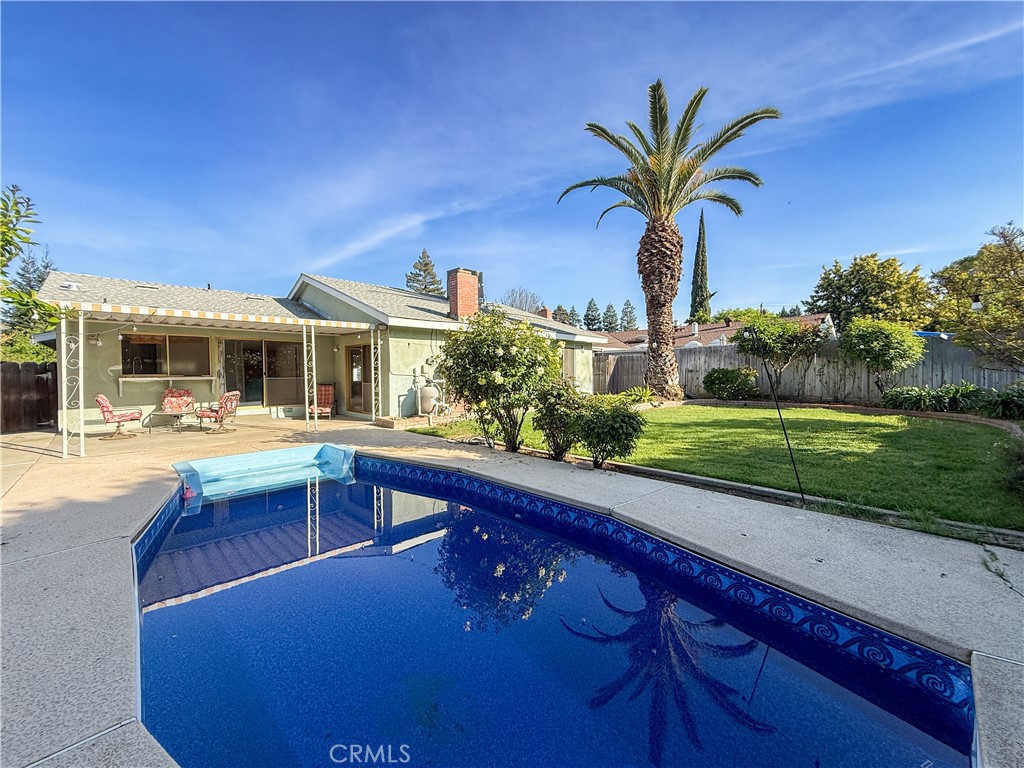 2933 Crestwood Ct, Merced, CA 95348