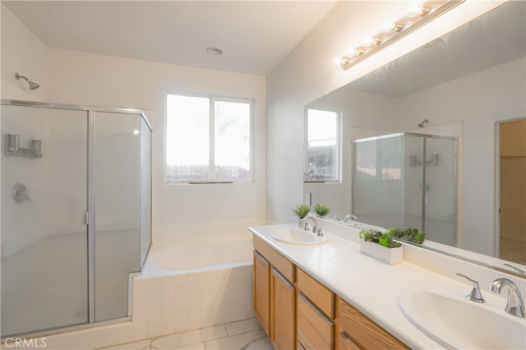 7411 Louise, Winton, CA 95388