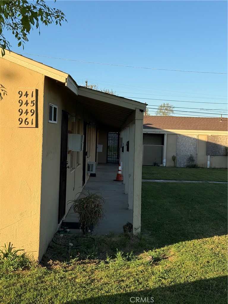 941 Barney, Merced, CA 95340