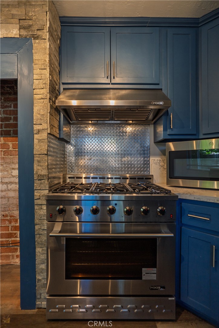 27 Emerald Dr, Merced, CA 95340