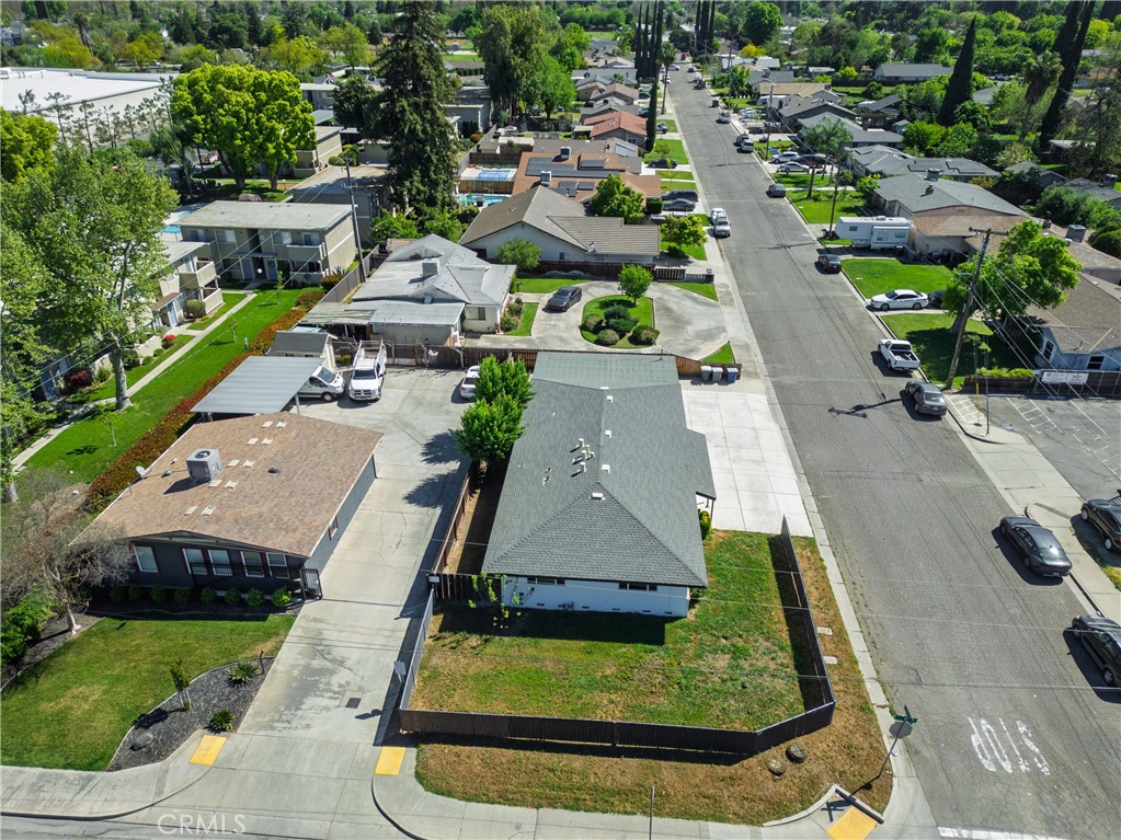 27 Emerald Dr, Merced, CA 95340