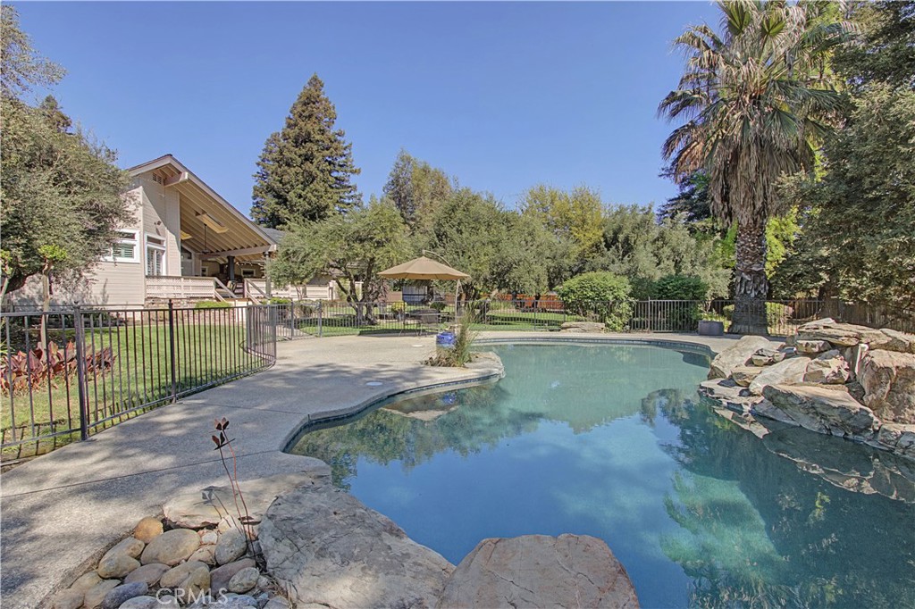 1605 Ridge, Merced, CA 95340