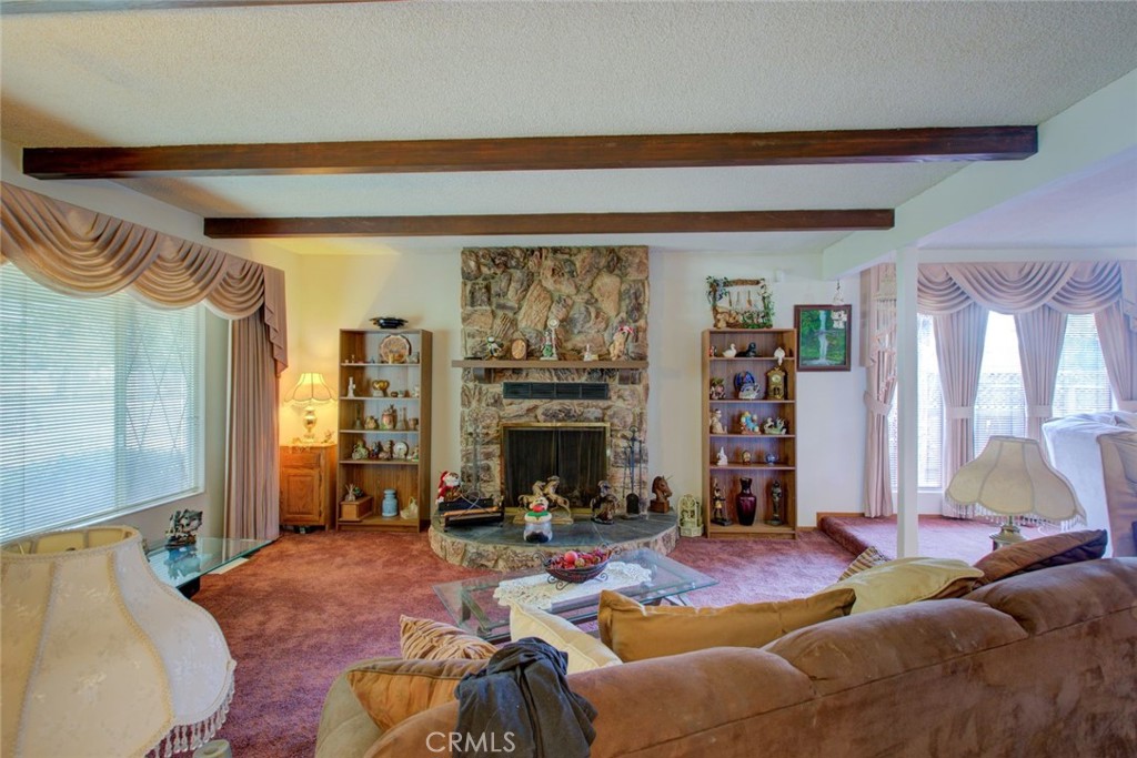 16067 Acacia, Delhi, CA 95315