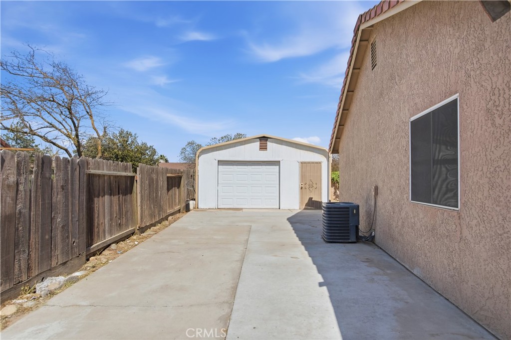 1896 Catalina Ct, Atwater, CA 95301