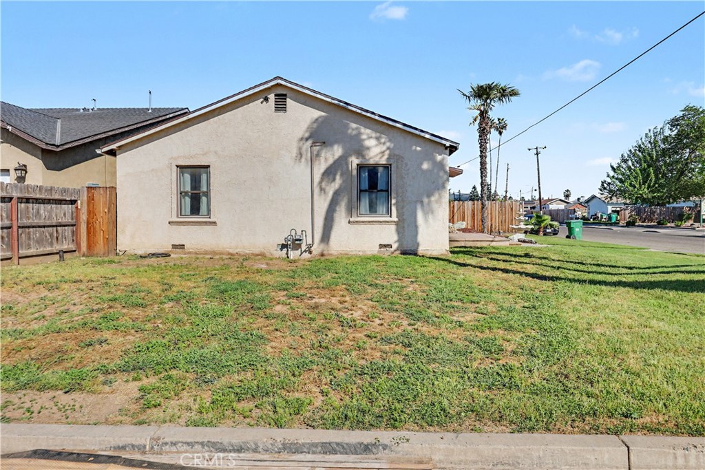 2360 Fir Ave, Merced, CA 95348