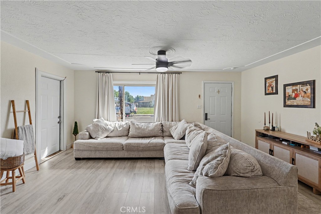 2360 Fir Ave, Merced, CA 95348