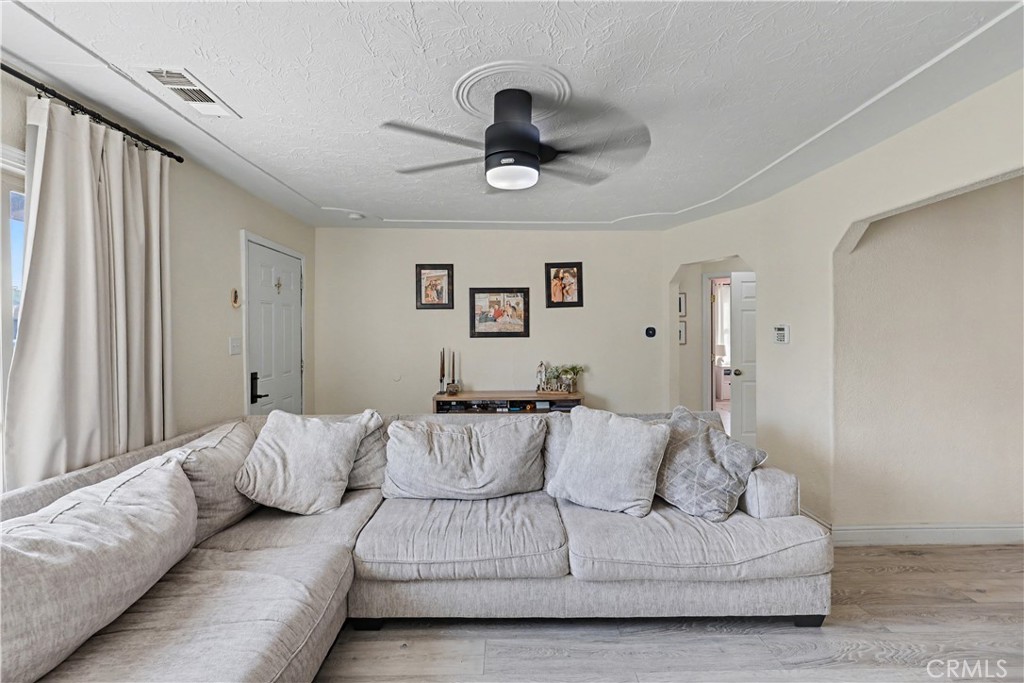 2360 Fir Ave, Merced, CA 95348