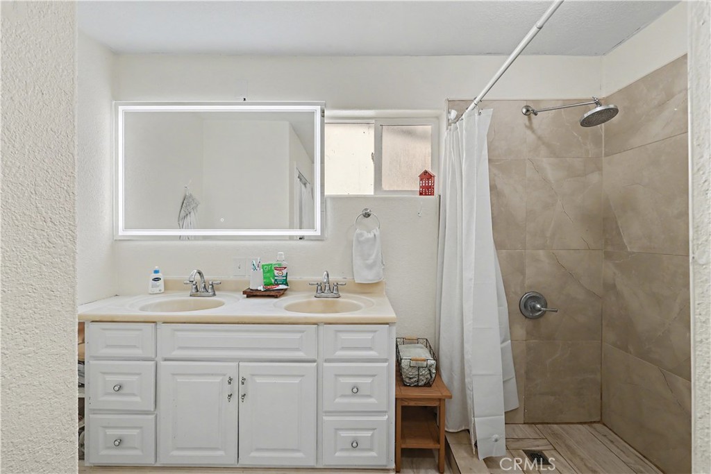 2360 Fir Ave, Merced, CA 95348