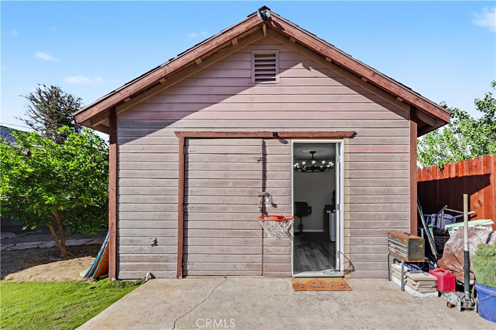 2360 Fir Ave, Merced, CA 95348