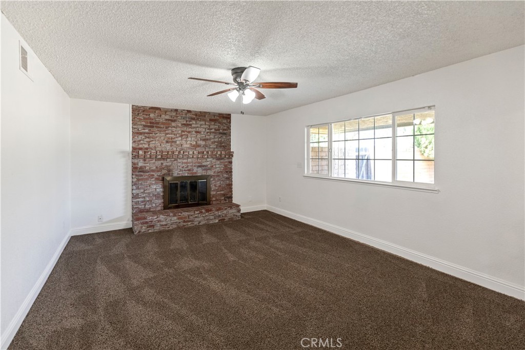 589 Leslie Ct, Merced, CA 95348