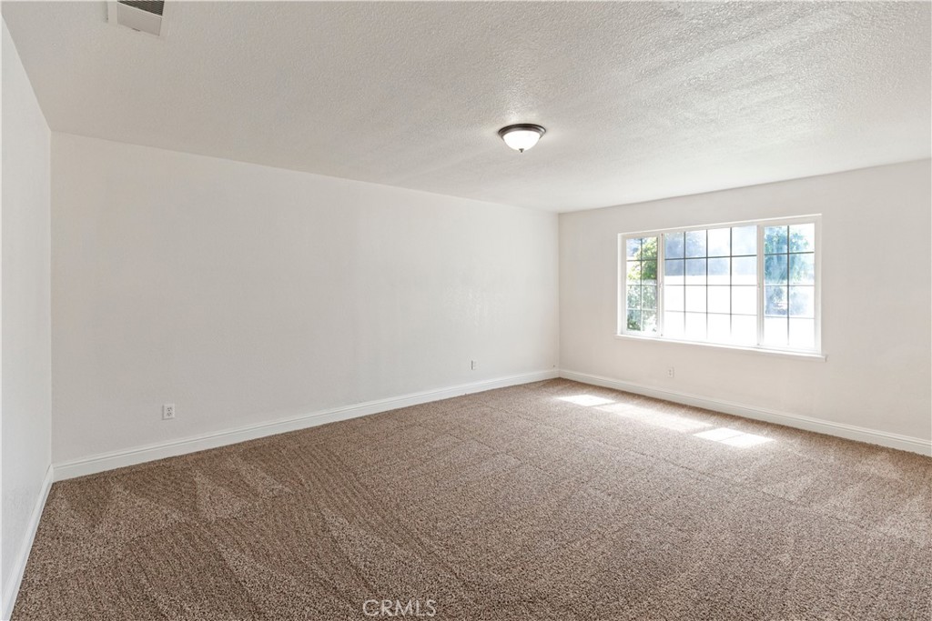 589 Leslie Ct, Merced, CA 95348