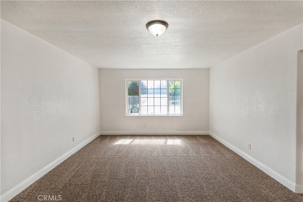 589 Leslie Ct, Merced, CA 95348