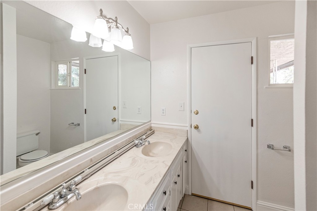 589 Leslie Ct, Merced, CA 95348