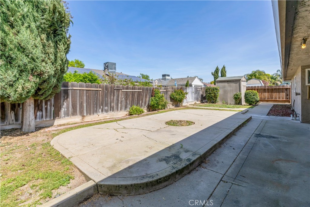 589 Leslie Ct, Merced, CA 95348