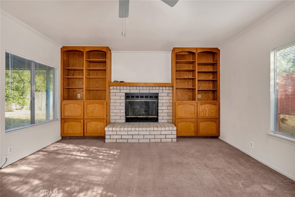 1241 G St, Livingston, CA 95334