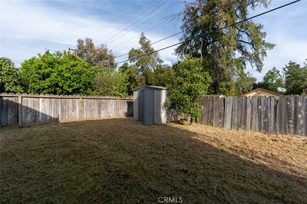 1241 G St, Livingston, CA 95334