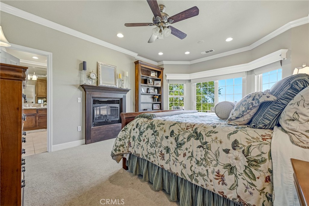 11126 Livingston Cressey Rd, Livingston, CA 95334