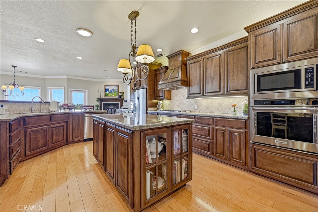 11126 Livingston Cressey Rd, Livingston, CA 95334