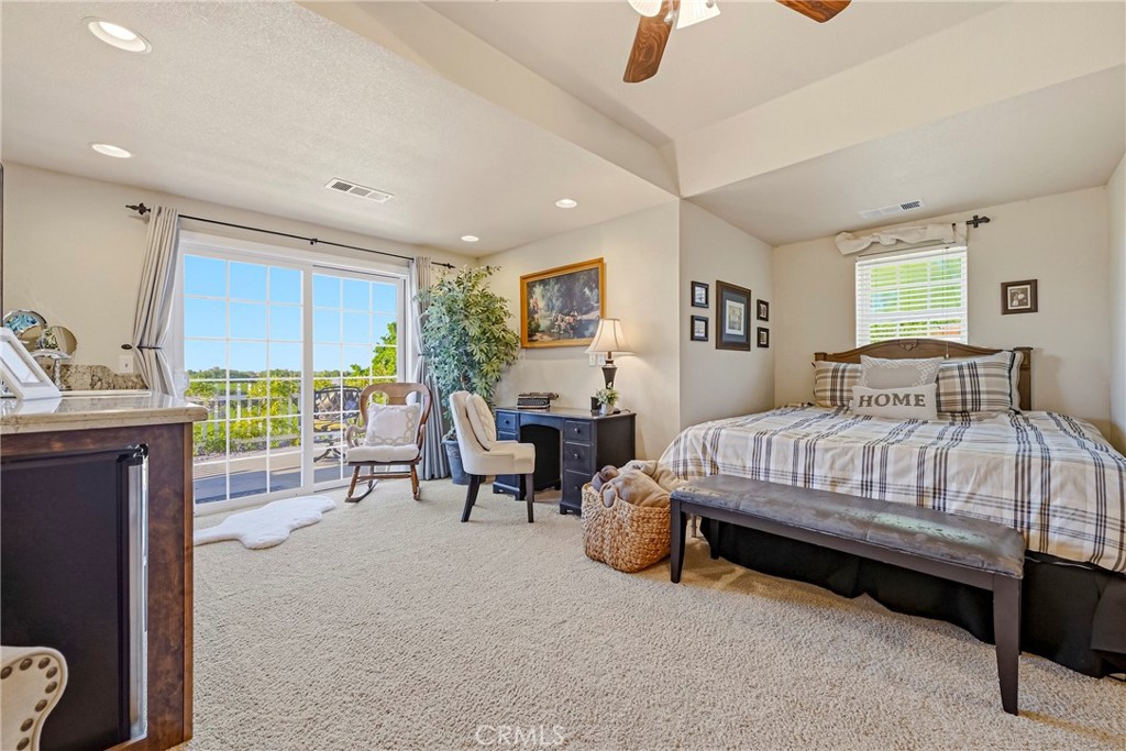 11126 Livingston Cressey Rd, Livingston, CA 95334