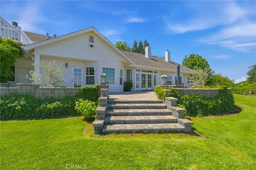 11126 Livingston Cressey Rd, Livingston, CA 95334