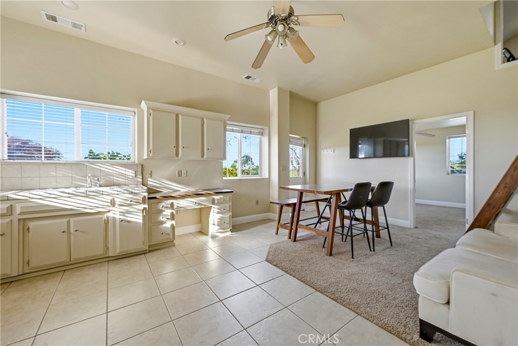 11126 Livingston Cressey Rd, Livingston, CA 95334