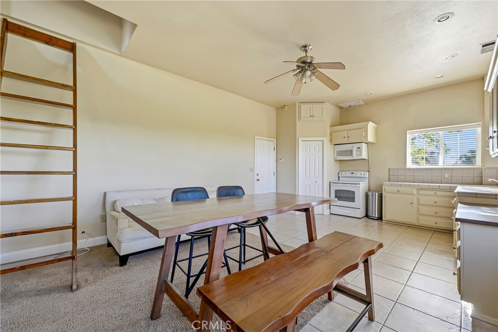 11126 Livingston Cressey Rd, Livingston, CA 95334