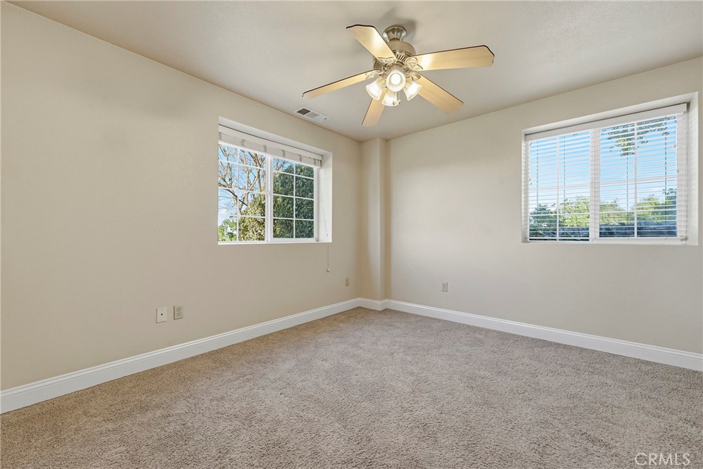 11126 Livingston Cressey Rd, Livingston, CA 95334