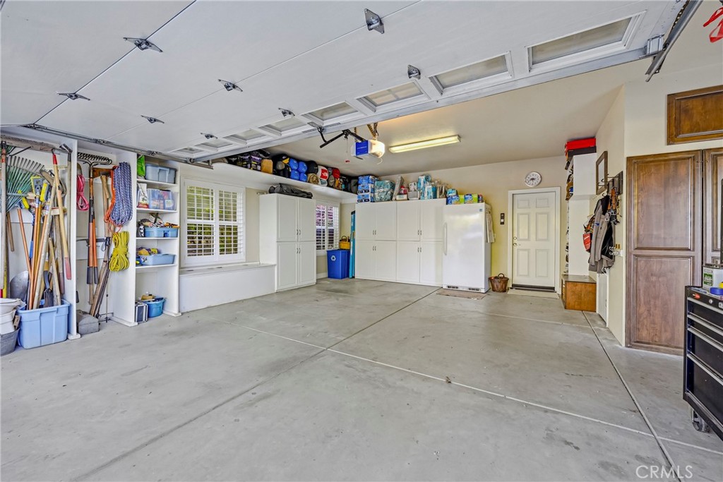 11126 Livingston Cressey Rd, Livingston, CA 95334