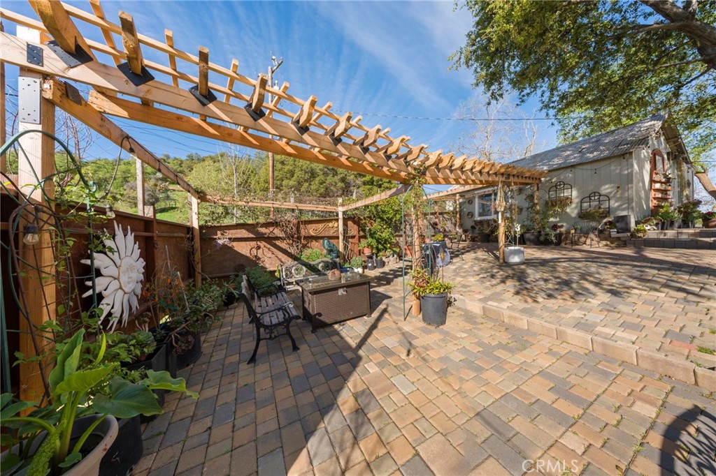 16561 Jacksonville, Jamestown, CA 95327