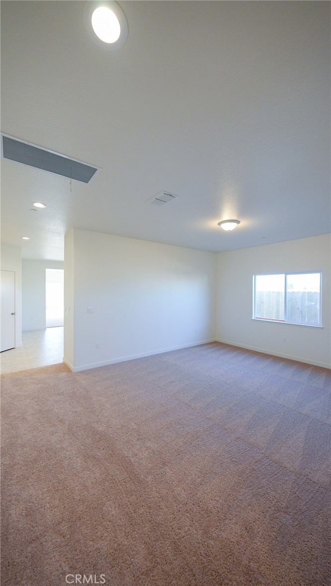 104 Squaw Valley Dr., Merced, CA 95341