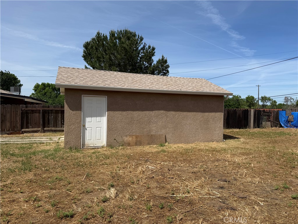 1111 Barney, Merced, CA 95340