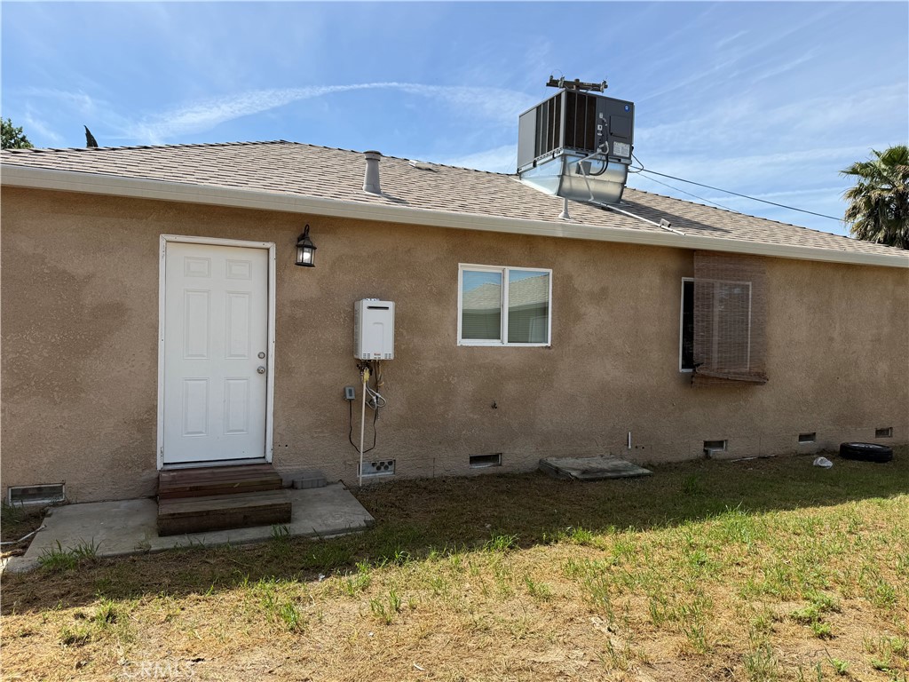 1111 Barney, Merced, CA 95340